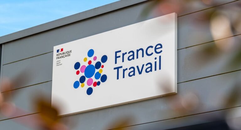 Allocations chômage : ce que vous risquez vraiment si vous refusez un CDI