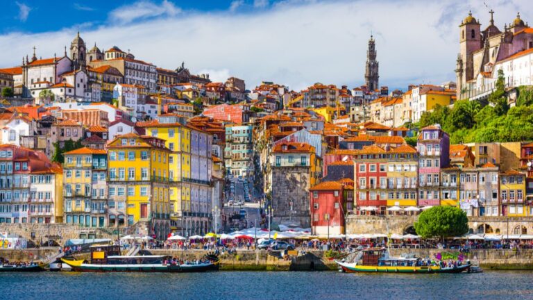 Travailler au Portugal, mode d’emploi (recrutement, salaire, contrat, visa)