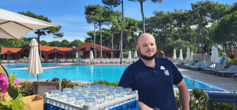 « On est là pour travailler mais aussi pour s’amuser et profiter ! » : le quotidien d’Hugolin, demi-chef de partie au Club Med