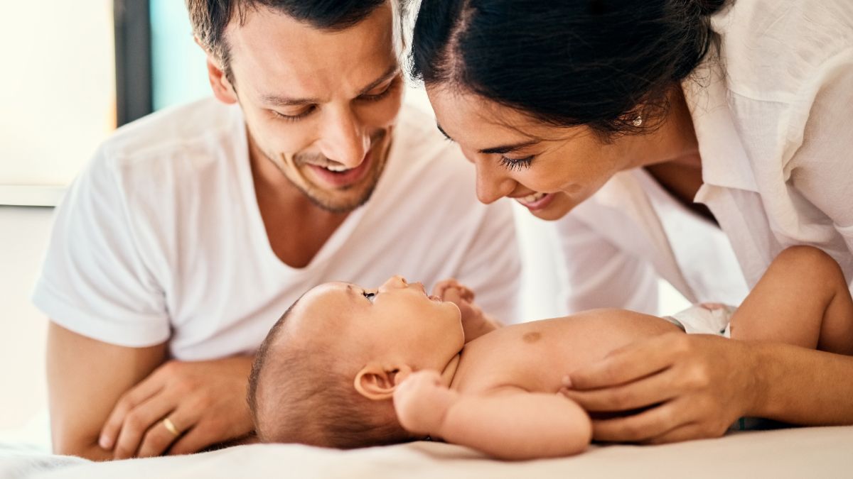 Congé de naissance 2027 : sera-t-il vraiment à la hauteur des attentes des jeunes parents ?