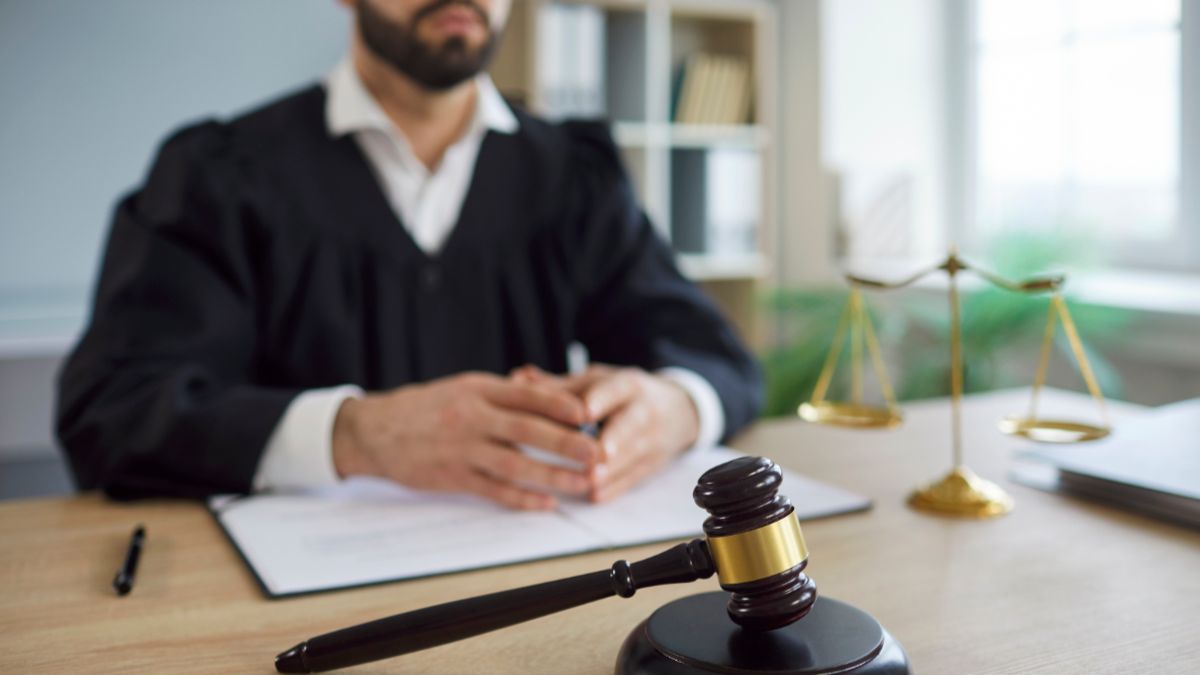 CDD d'usage : définition, secteurs concernés et droits du salarié