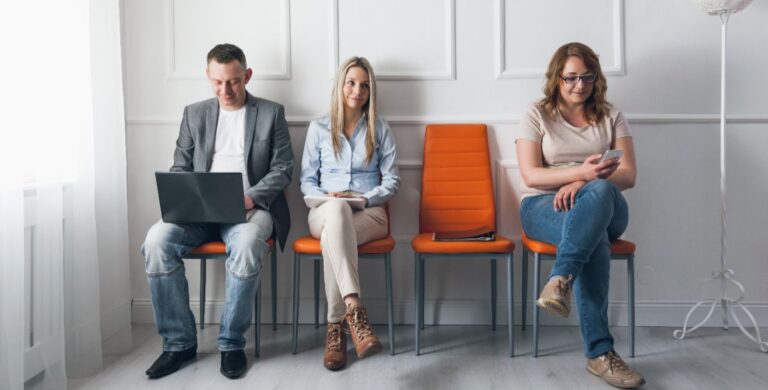 En recherche d'emploi ? Voici ce que pensent vraiment les autres candidats ( et comment vous démarquer)