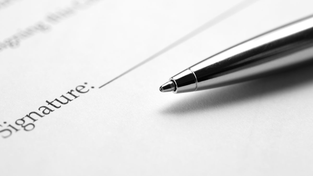 Votre CDD n'est pas signé sous 48h ? Voici ce que ça change