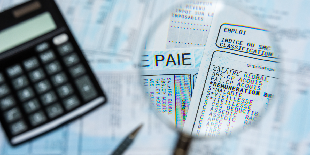 Mon employeur a-t-il le droit de me verser mon salaire en deux fois si je suis en CDI ?