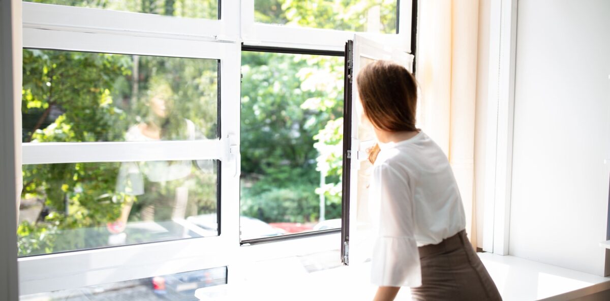 Rhume, toux, maux de tête… 43 % des salariés viennent quand même travailler (et ça ne choque plus personne)