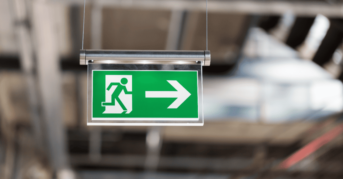 Que se passe-t-il si j'abandonne mon poste en CDD ?