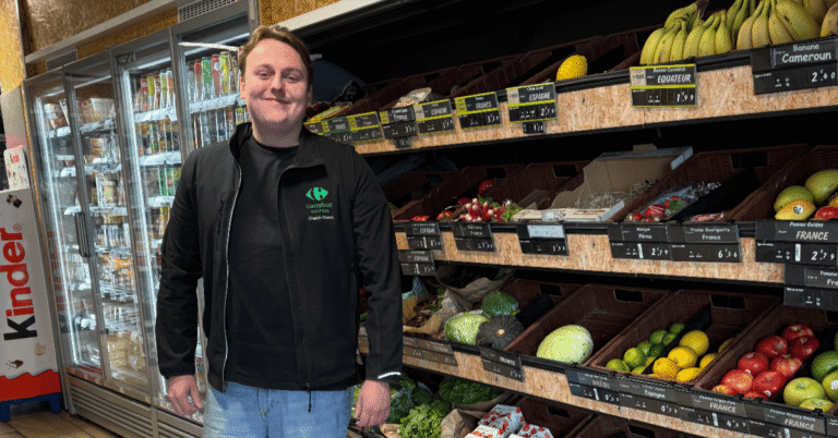 À 23 ans, Hugo se forme pour reprendre une enseigne Carrefour Proximité