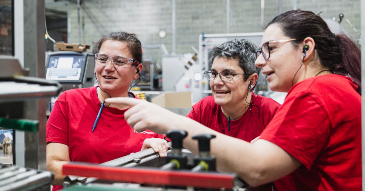 6 aménagements de poste qui prouvent que l'industrie peut s'adapter au handicap invisible