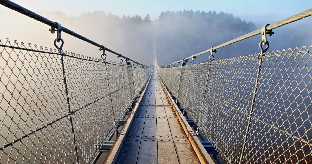 Le bridge job : une nouvelle réalité pour les jeunes diplômés ?