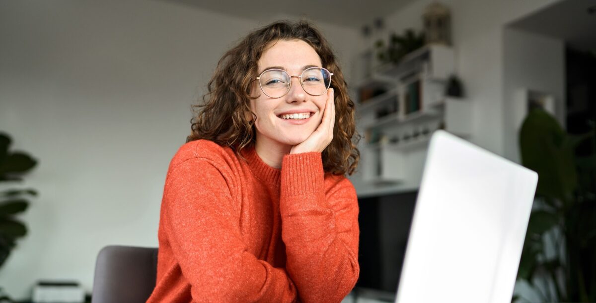 En France, 1 étudiant sur 2 travaille (et pas seulement l’été)