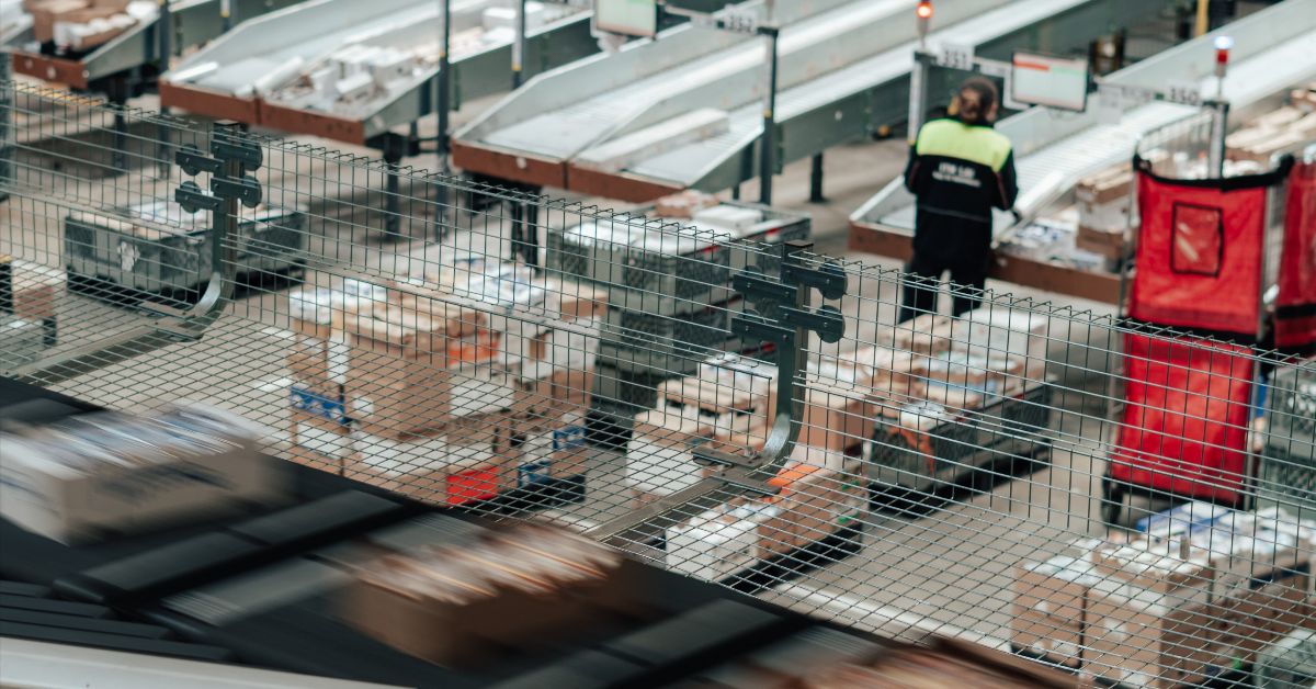 Logistique : 3 métiers qui recrutent chez Intermarché et Netto en 2026
