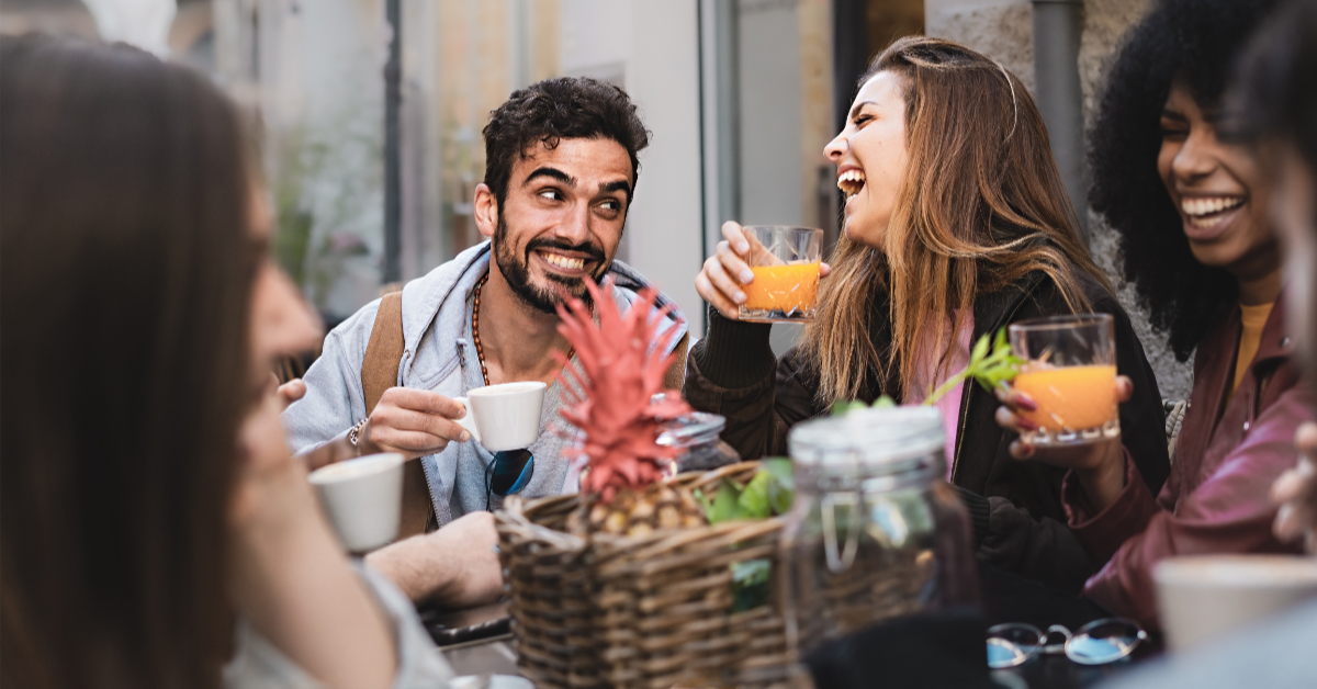 Au travail, une blague « entre nous » n'est jamais vraiment privée, la justice le confirme