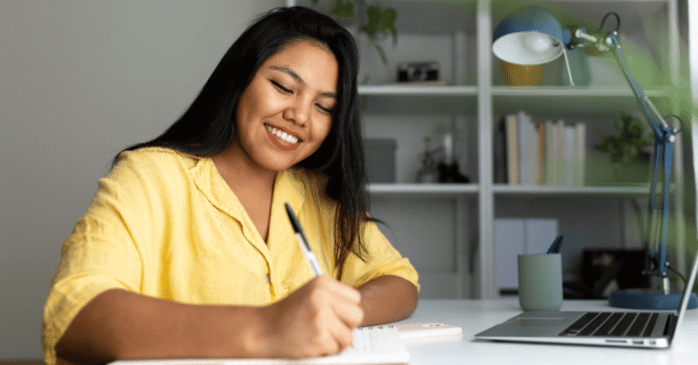 Remerciements dans un rapport de stage : 5 exemples selon votre situation
