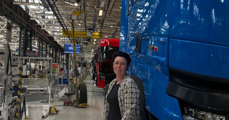 Émilie, directrice de production chez Volvo Group : « De la conception à la fabrication, j’ai fait un grand écart ! »