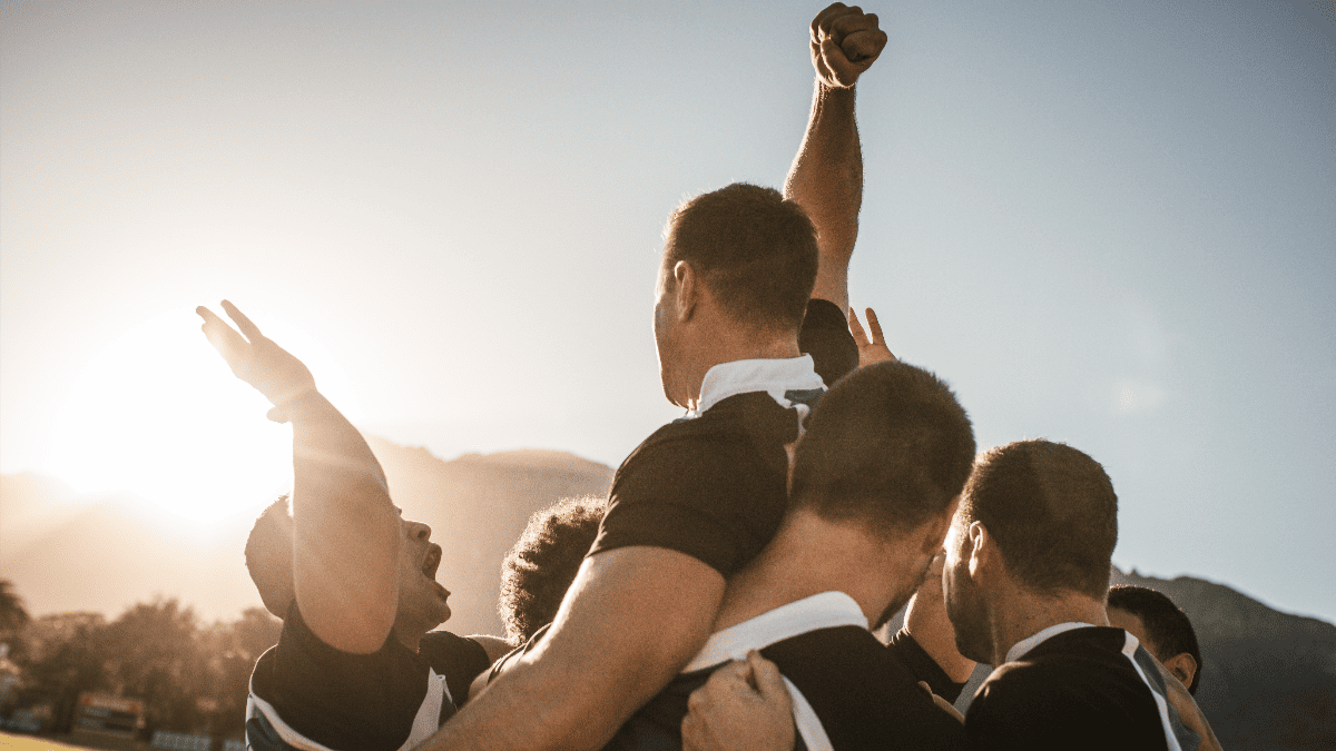 Simon*, rugbyman professionnel devenu commercial : « Je retrouve les valeurs du rugby dans mon travail chez Alma »