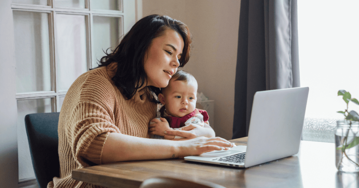Comment préparer sa reconversion pendant un congé parental ?