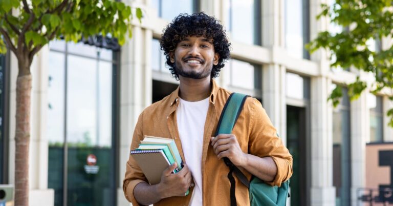 CV, entretien : deux recruteuses vous aident à préparer votre rentrée pro