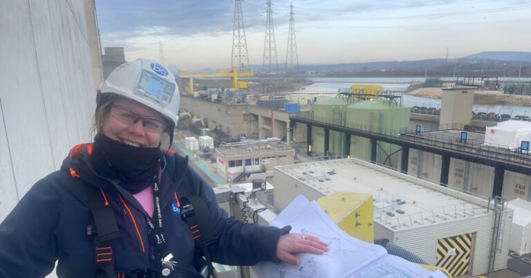 D'assistante administrative à cheffe de chantier dans le nucléaire : « On m'a ouvert les portes, je m'y suis engouffrée »