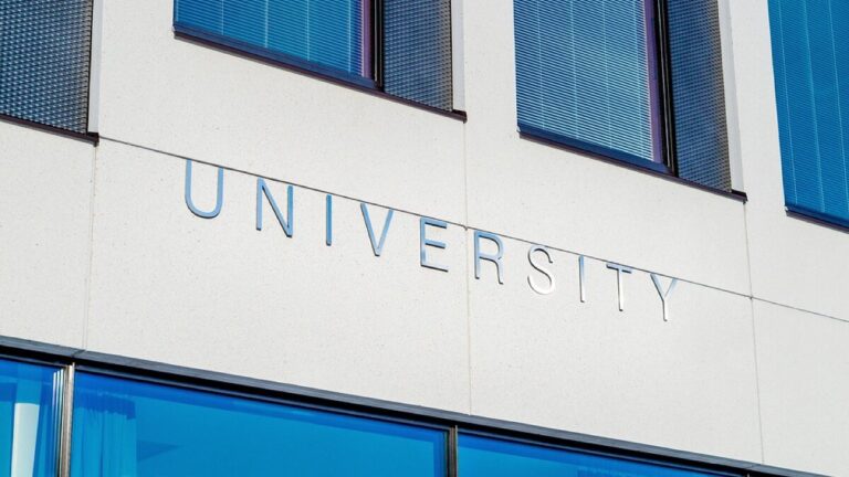 La Plateforme, l’école marseillaise de la tech fondée par Cyril Zimmermann ajoute deux cursus  « AI School » et « Security School » à son programme