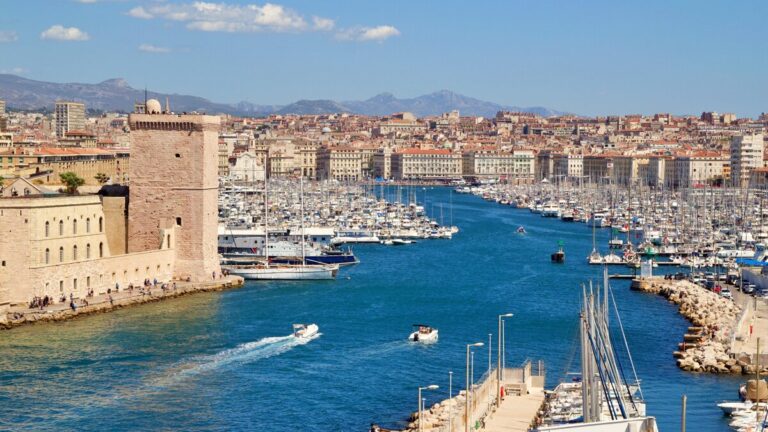 Marseille : Cyril Zimmermann investit dans l’avenir de la tech française avec “La Plateforme”