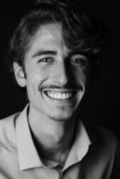Fabien Tué booking manager