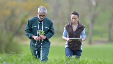 https://f.hellowork.com/edito/sites/5/2024/04/Agri-2.jpeg