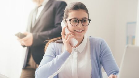 https://f.hellowork.com/edito/sites/5/2024/10/AdobeStock_145594248.jpeg