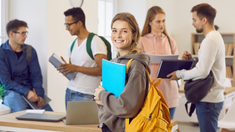 ECOLE SUPERIEURE DE CONDUITE DE TRAVAUX (ESCT) - Montreuil - Campus ...