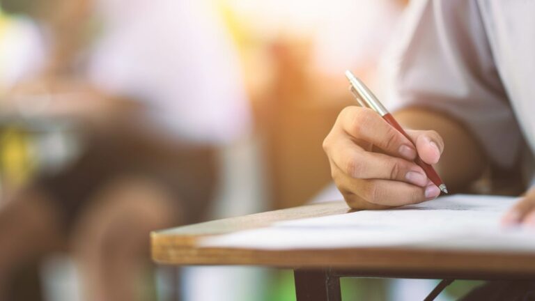 Bac de français 2025 : les sujets tombés à l’écrit