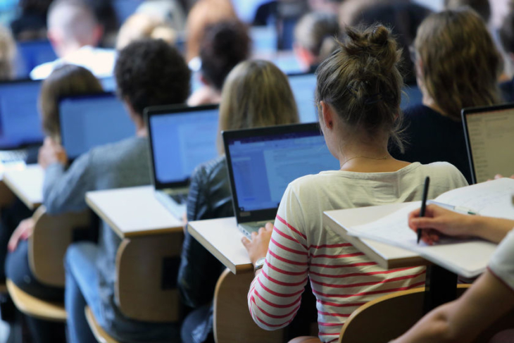 Cours en amphi - étudiants