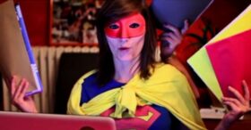 Le CV humoristique de Coraline Lafon