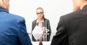 Les pires souvenirs des recruteurs en entretien d’embauche