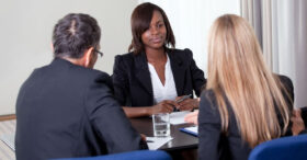 9 questions interdites en entretien d’embauche