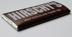 Encore un CV original sur une tablette de chocolat