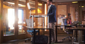 12 modèles de bureaux pour travailler debout