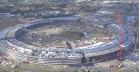 L’énorme chantier de l’Apple campus filmé par un drone