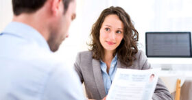 Les petites entreprises recrutent-elles encore « à l’ancienne » ?