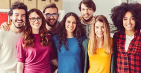 Les jeunes diplômés et l’emploi : je t’aime moi non plus