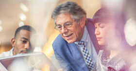 Peu adaptables les seniors ? Et pourtant, ils sont au coeur du changement !