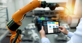 Emploi : non les robots ne vont pas remplacer les humains mais …