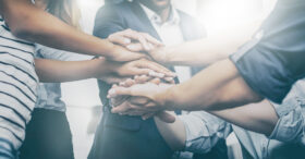 LinkedOut : une plateforme pour développer l’emploi des précaires