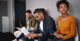 Emploi : vers une garantie jeunes universelle pour les moins de 25 ans