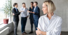 Sexisme au travail : une réalité pour plus de 8 femmes sur 10