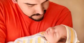 Congé parental : pourquoi si peu de pères le demandent ?