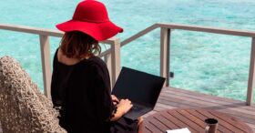 Nouveaux espaces de travail : des lieux insolites aux tendances durables !