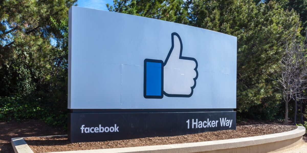 Les collaborateurs de Facebook souhaitant revenir travailler sur les campus américains devront fournir une preuve de leur vaccination.