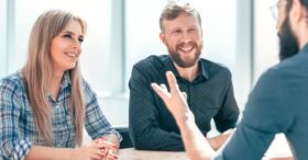 Entretien annuel : 7 questions à poser pour un échange constructif (et celles à éviter)