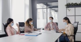 Les Français télétravaillent moins que leurs voisins européens