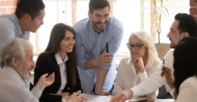 Rapport au travail : et si on arrêtait d’opposer les générations ?