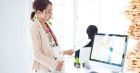 Discriminations liées à la grossesse : tout ce que l’employeur doit savoir